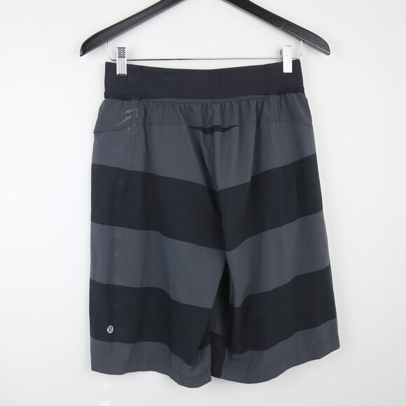 Lululemon T.H.E. Linerless Striped Black Grey Men's Swift Shorts Size XS - Picture 4 of 6